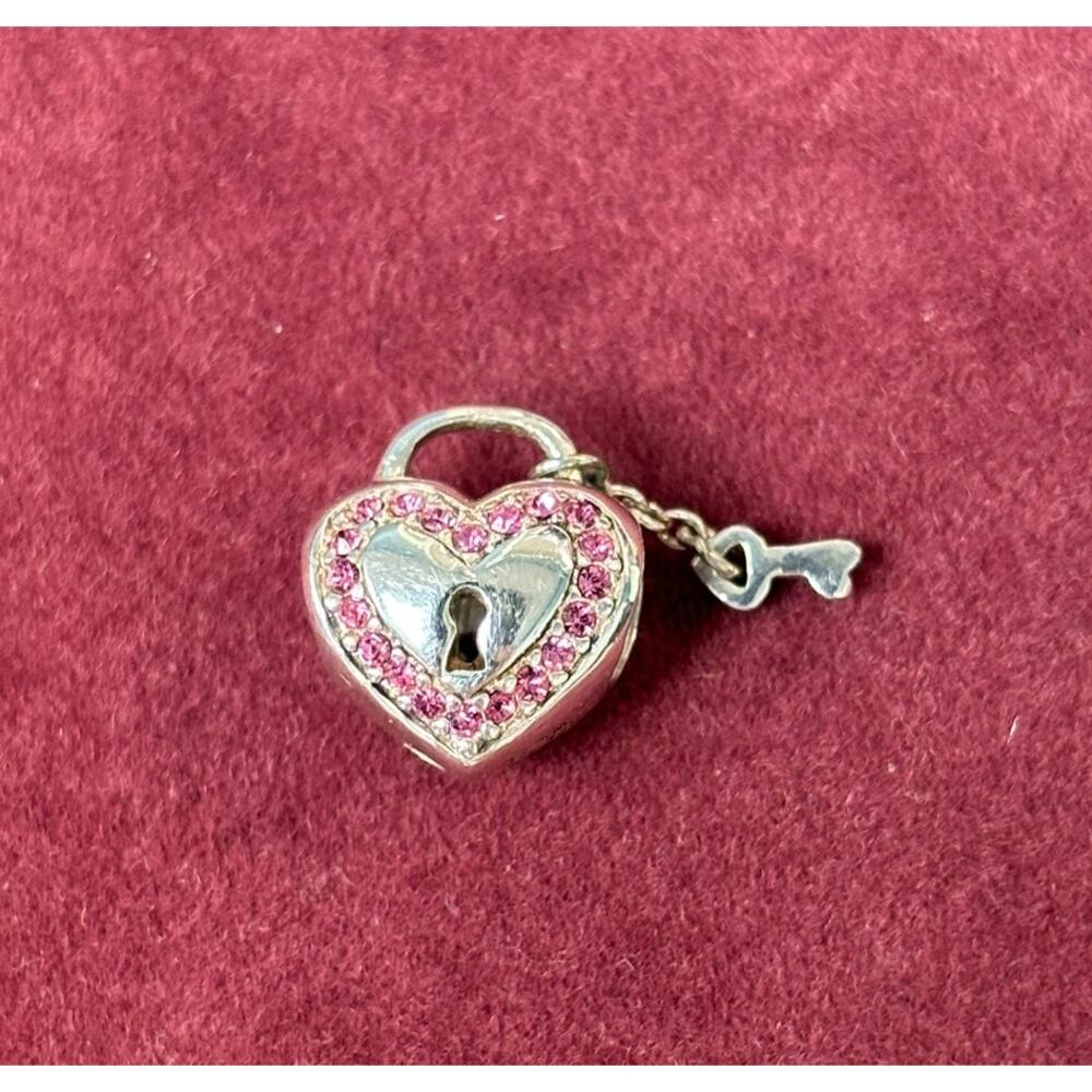 Chamilia Sterling Silver Heart Padlock Swarovski Crystal Bead Charm #71629
